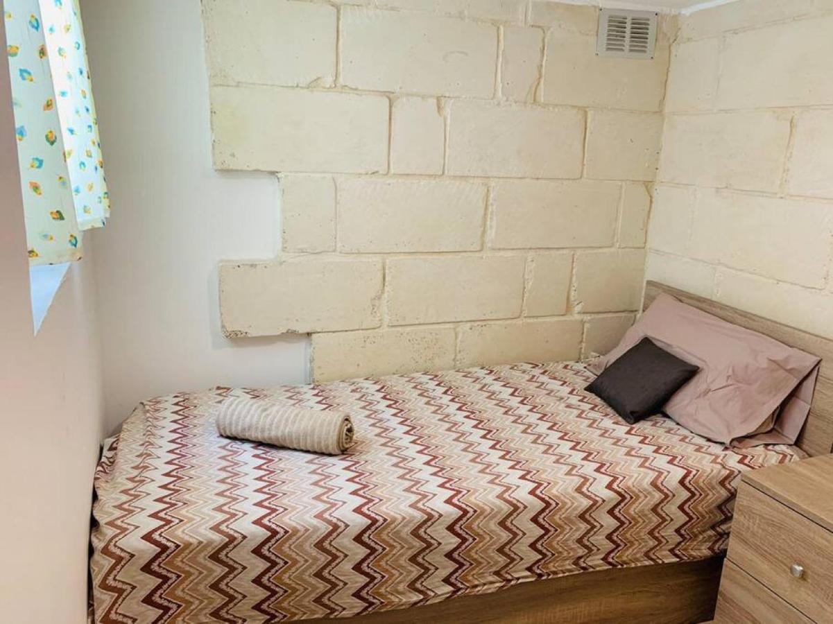 Serenity Qormi Exterior photo